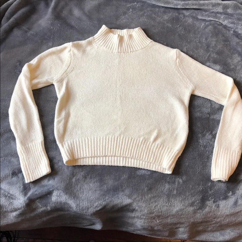 Aritzia Wildfred Cream Chenille Sweater XS